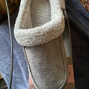 Comfort Fleece-Lined Men’s Slip-On Loafers in Light Gray